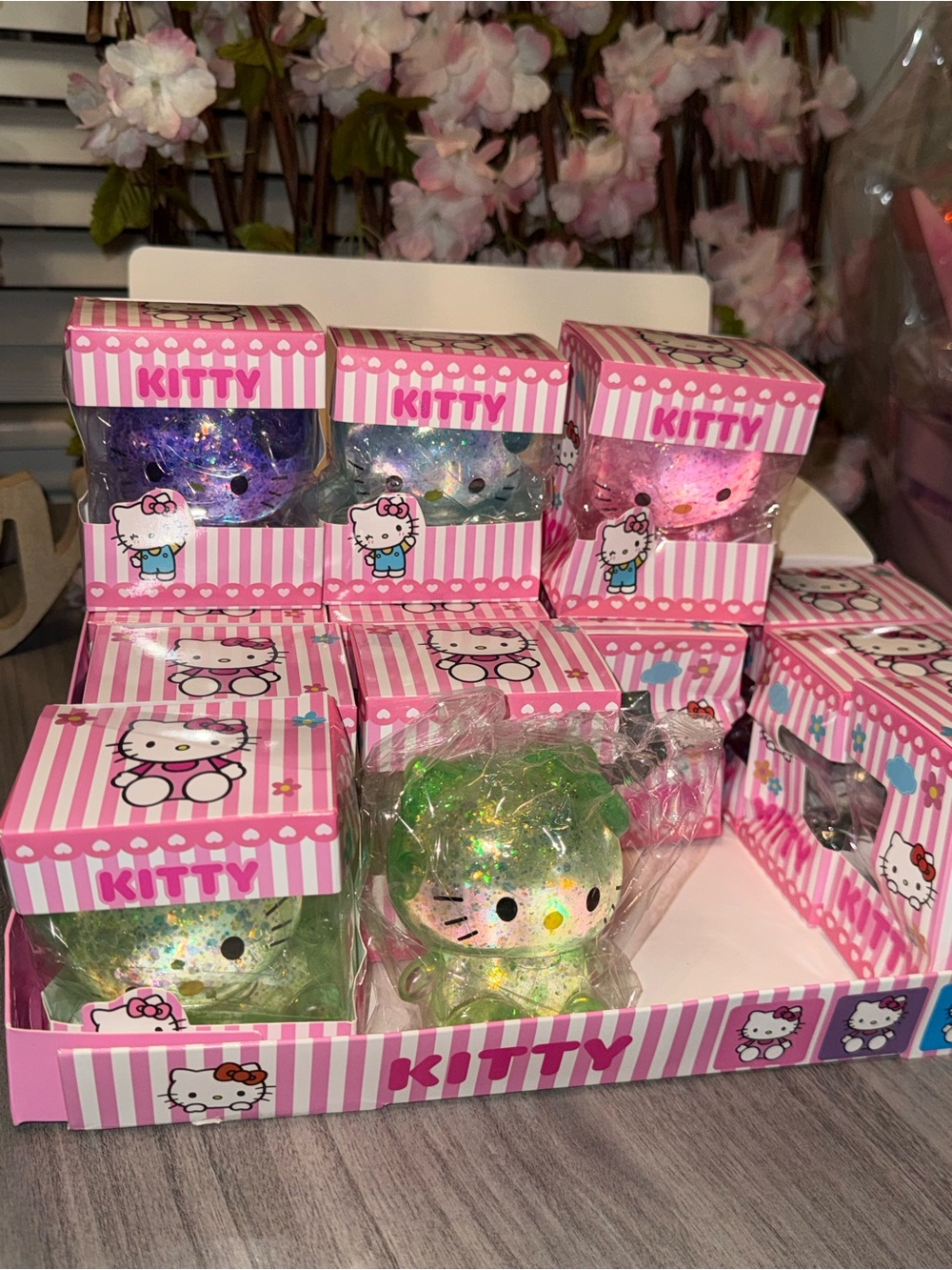 Hello Kitty Glitter Squishy Toy
